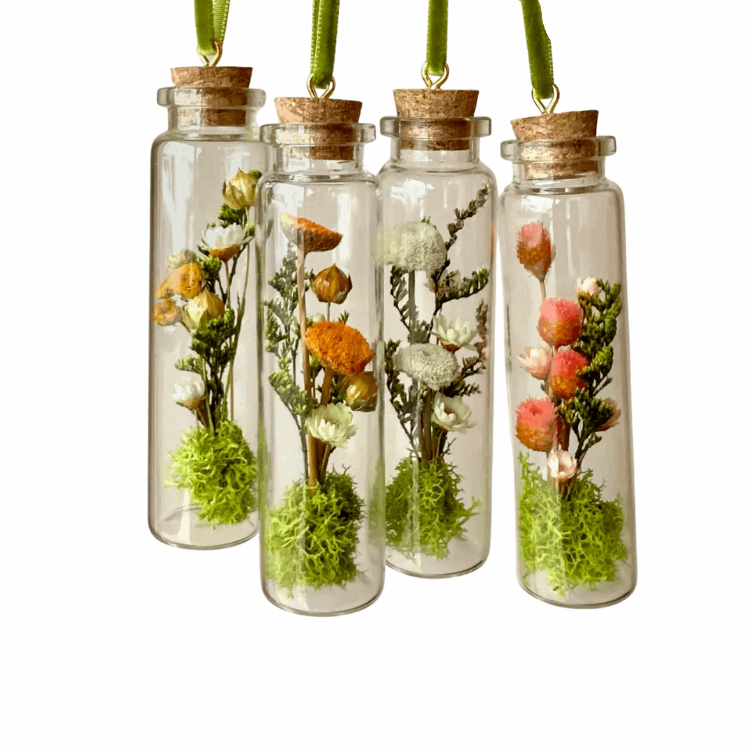 Dried Floral Terrarium Ornament