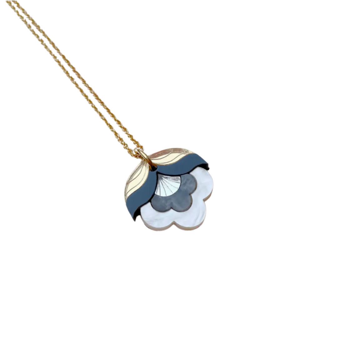 Moonlight Retro Flower Mini Pendant Necklace